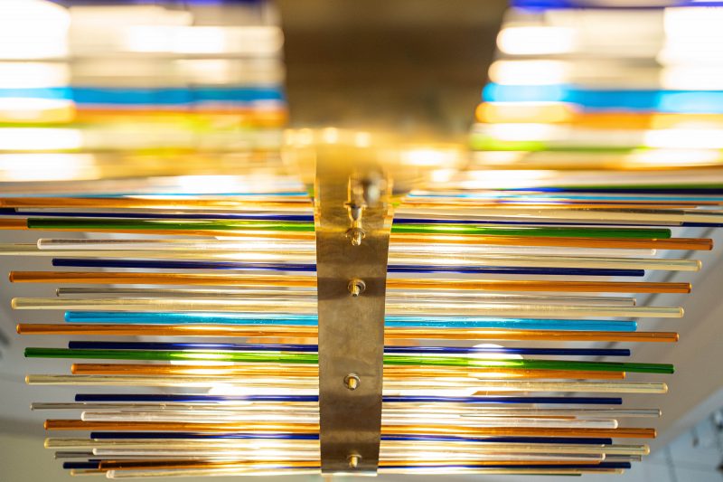 Lampadario vetro di murano tappeto colorato - immagine 2