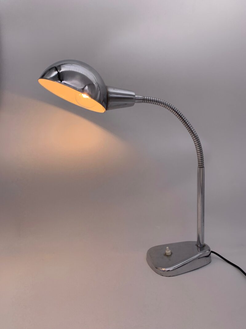 Lampada da tavolo vintage attribuita a reggiani - immagine 2