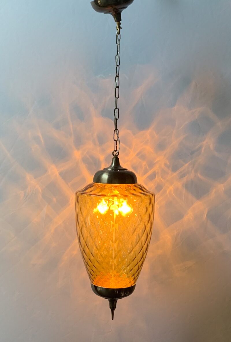 Lampadario lanterna con vetro di Murano color ambra