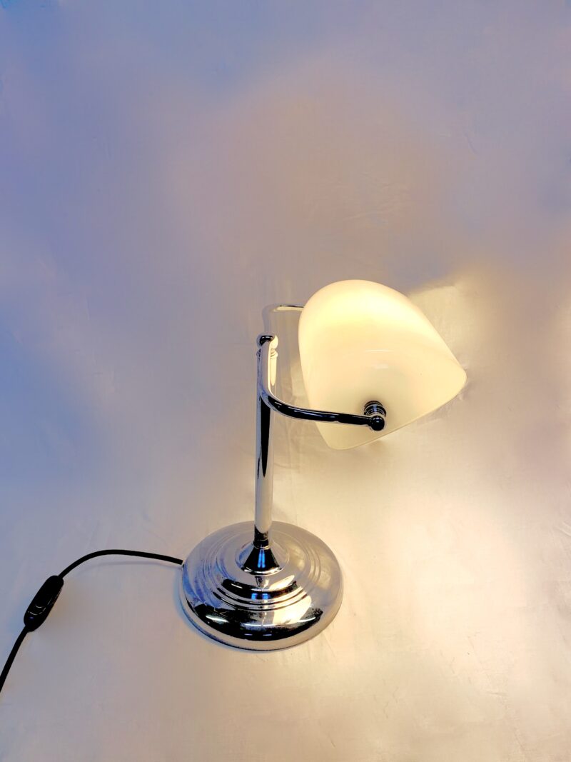 Lampada da tavolo singol vintage made in italy da scrivania con vetro movibile. - immagine 5