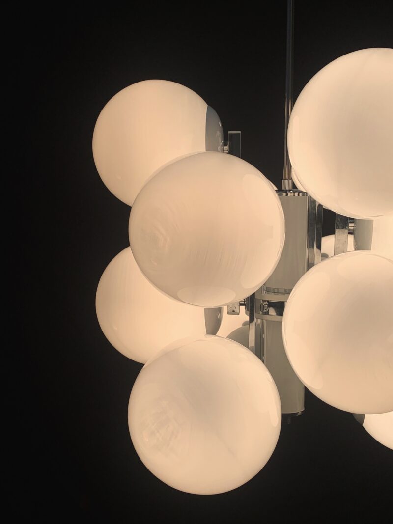 lampadario vintage attribuito a stilnovo del 1960 bianco 12 luci - immagine 3