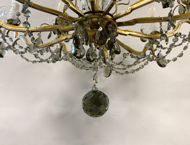 lampadario a gocce vintage di ottone e coppe di Murano. 1950 16 luci - immagine 7