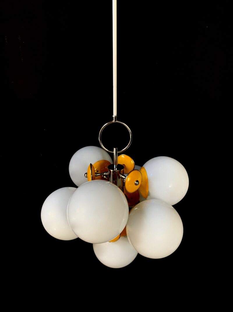 lampadario vintage attribuito a stilnovo del 1960 giallo tendente all arancione - immagine 2