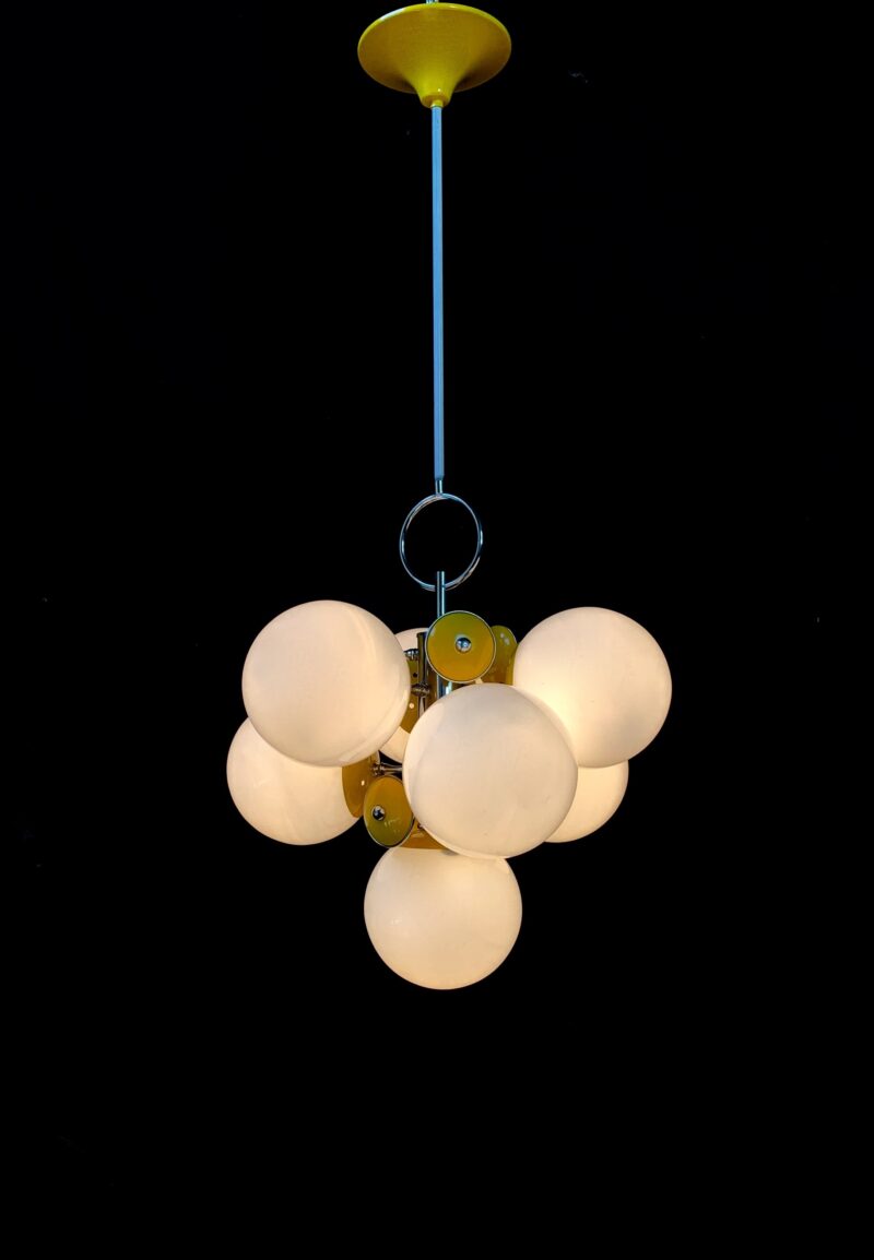 lampadario vintage attribuito a stilnovo del 1960 giallo tendente all arancione - immagine 3