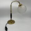 Lampada da tavolo Ministeriale; la parte in ottone ha pochi segni del tempo pur essendo del 1930 circa. Lampada molto bella; la base e il fusto sono in ottone.. allungabile. in mezzo al manico c'è una parte in bachelite anche essa molto bella. Il vetro è in parte sabbiato e trasparente; ha una piccola venatura. Impianto elettrico nuovo con portalampada e27. Volendo si possono utilizzare le lampadine al led. Se siete interessati a comprarla o se volete farci delle domande contattateci pure, saremo a vostra disposizione. Dimensioni Altezza 40 cm Larghezza 15 cm profondità 30 cm Per più informazioni potete veder il nostro sito con le offerte del mese. Su richiesta possiamo lasciare il certificato di GARANZIA della nostra ditta. Per estero costo spedizione a parte, tutti i nostri pezzi son imballati da personale qualificato, con materiale adeguato e sarà usata la massima attenzione. SE SARETE INTERESSATI per ulteriori domande CONTATTATECI SU neri-lampade@libero.it opp whats 3468032925 per saperne di più potete anche veder il nostro sito www.nerilampade.com Cordiali saluti Neri