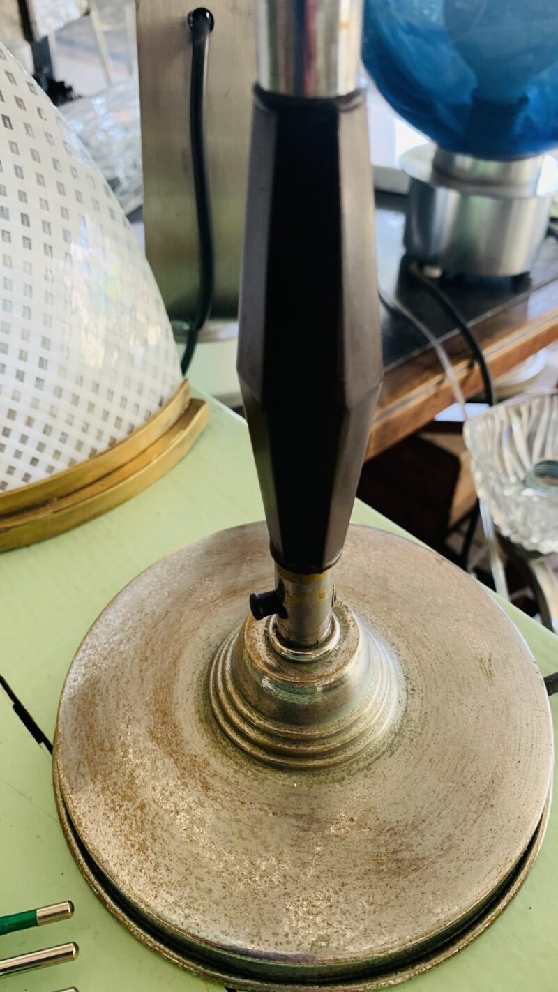 Lampada da tavolo singola made in italy ministeriale restaurata - immagine 6